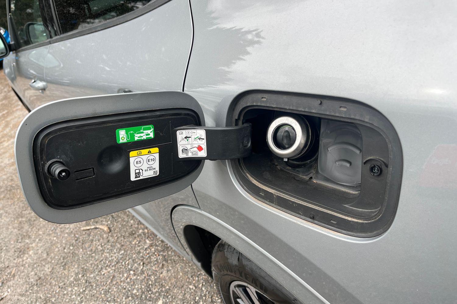 Ford KUGA Photo 22