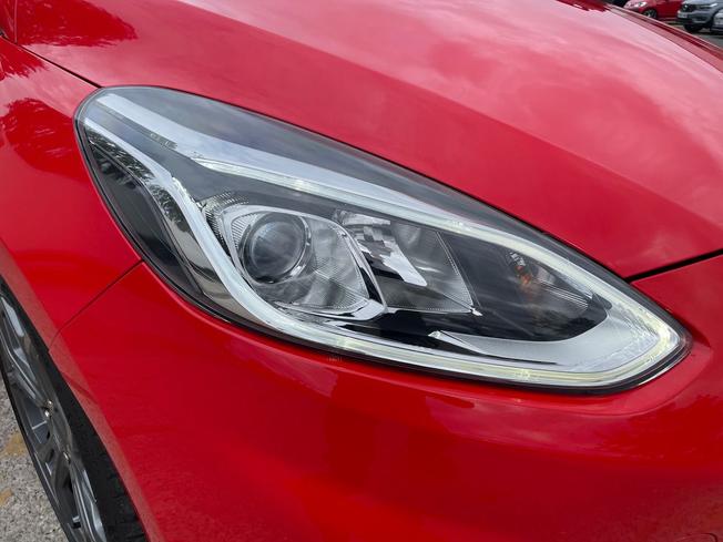 FORD Fiesta Photo 19