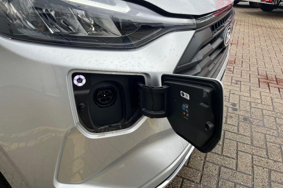 Used Ford TRANSIT CUSTOM 8