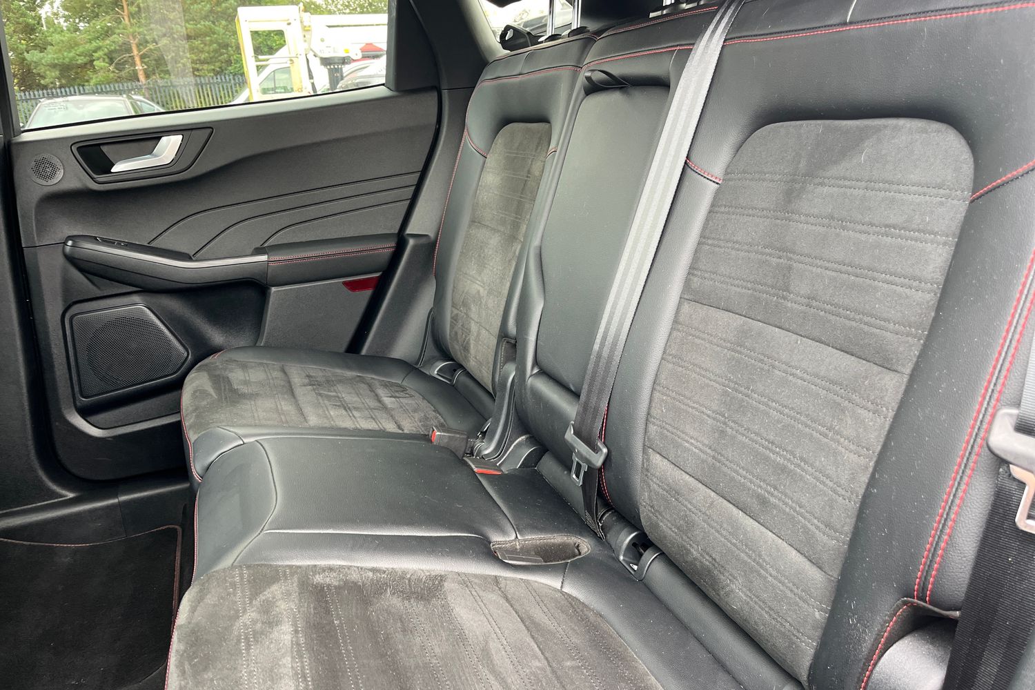 Ford KUGA Photo 19
