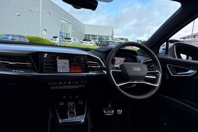AUDI Q4 E-Tron Photo 38