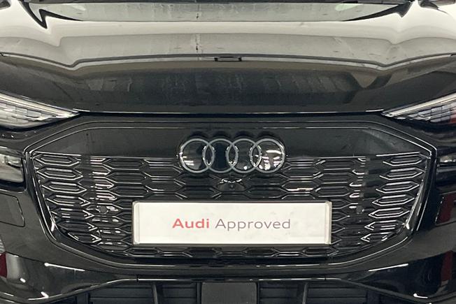 AUDI Q6 E-Tron Photo 39
