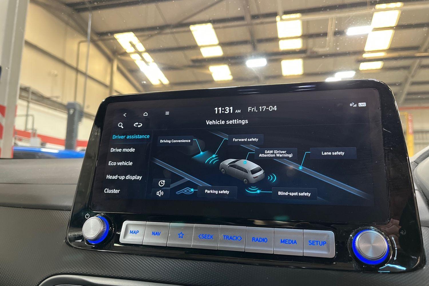 Hyundai KONA Photo 35