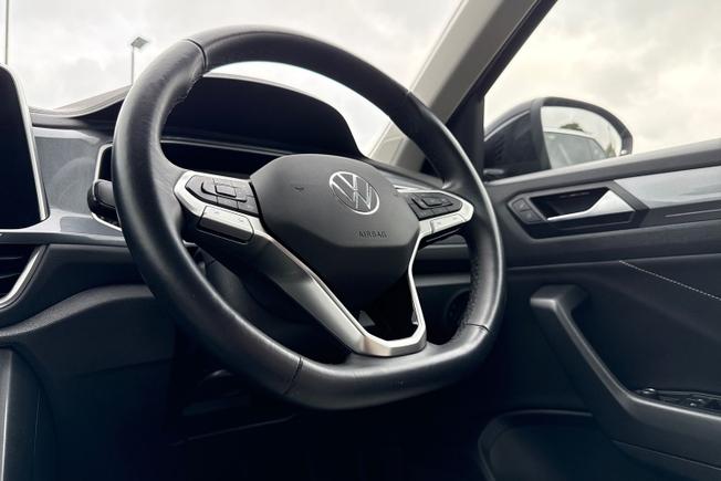 Volkswagen T-Roc Photo 26