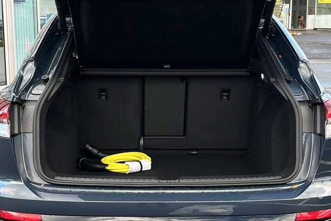 AUDI  Audi Q4 Sportback Photo 12