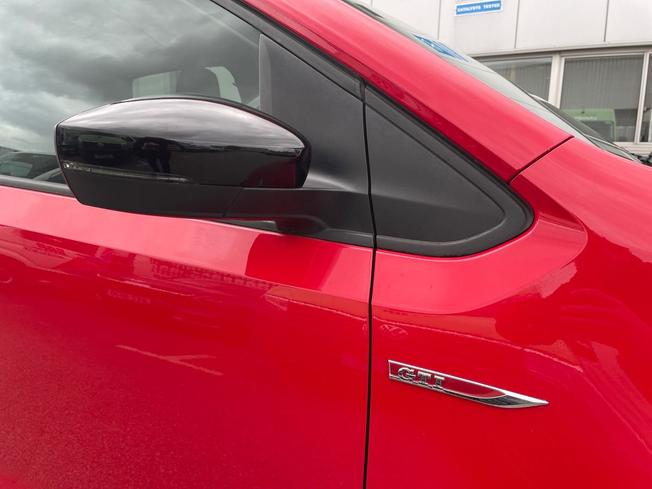 VOLKSWAGEN up! Photo 20