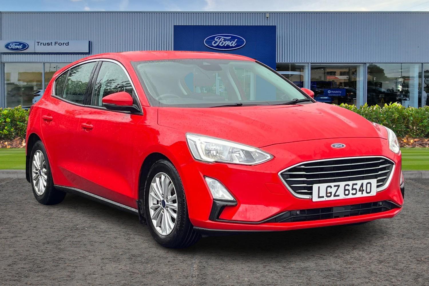 Ford Focus Photo 0