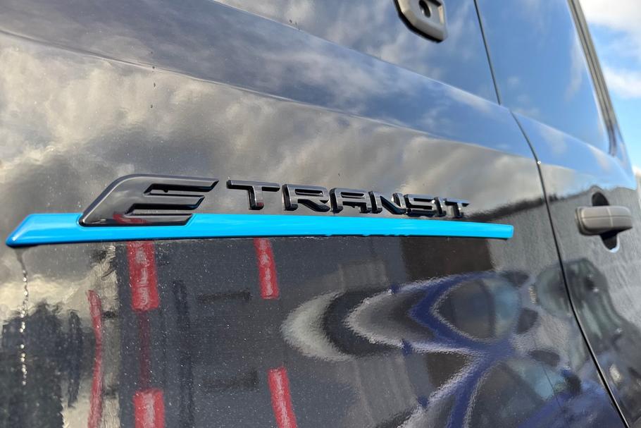 Used Ford E-TRANSIT YC75JMU 19