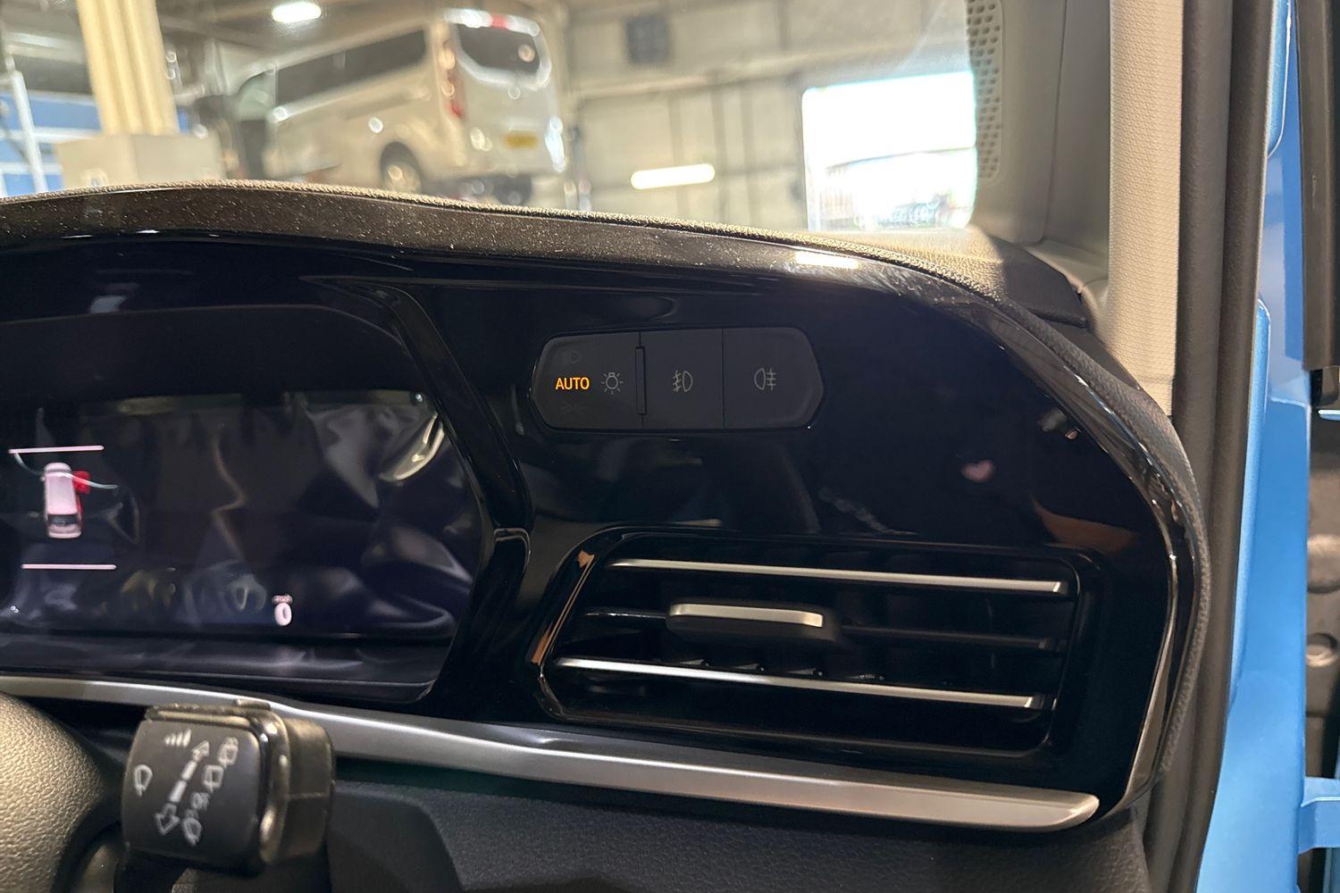 Ford Tourneo Connect Photo 28