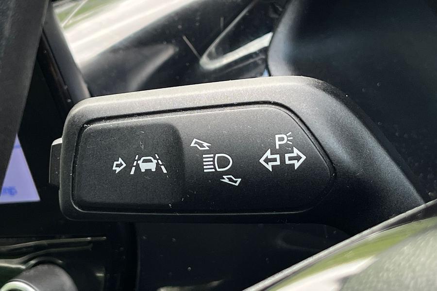 Ford Fiesta Photo autoimg-09b879adddb4fff8c02c8b7b98120a15eb1003a8.jpg