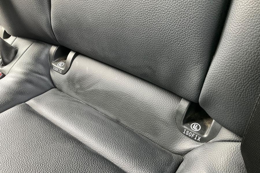 Mercedes-Benz VITO Photo autoimg-09b90875e22646381984e7c2207fe0e3ab15e0a9.jpg