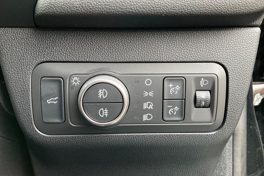 Ford KUGA Photo autoimg-09bc7b8ab3d88c443873184b6ba4c4adb603d148.jpg