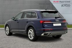 AUDI Q7 Photo 3