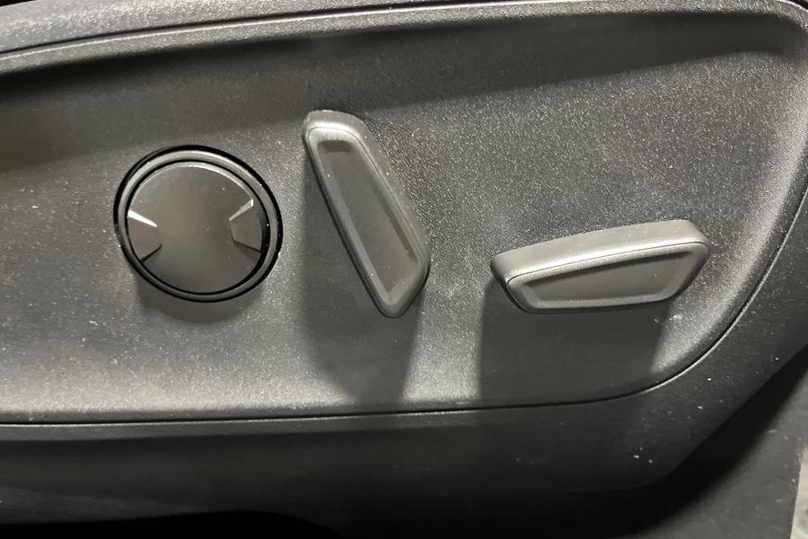 Ford KUGA Photo autoimg-09c03e48cb53006b401b185d016c623ed6ee8d46.jpg