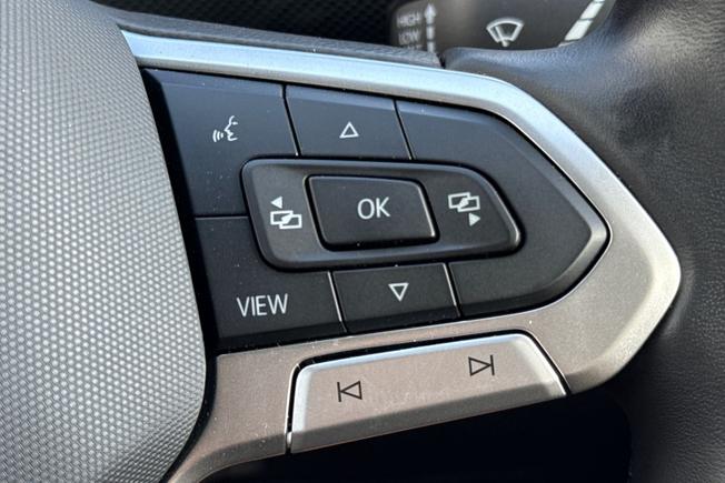 VOLKSWAGEN T-Cross Photo 17
