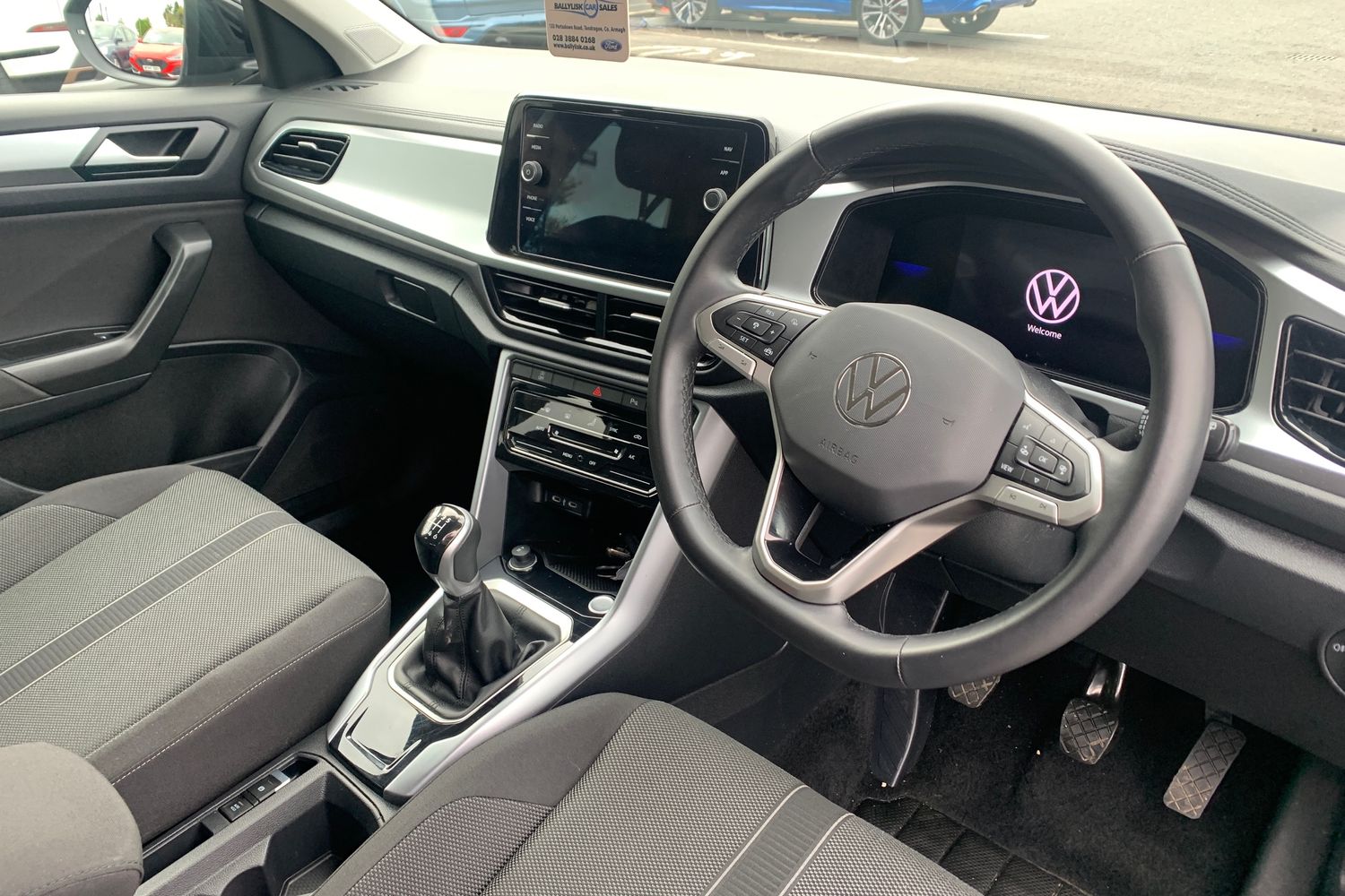 2025 Volkswagen T-Roc 1.0 TSI 115PS Match in Black with 6K - vehicle photo 9 for sale on PureCar