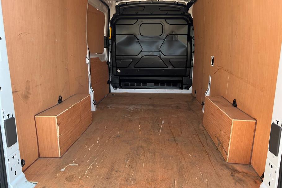 Used Ford TRANSIT YM25GNJ 23