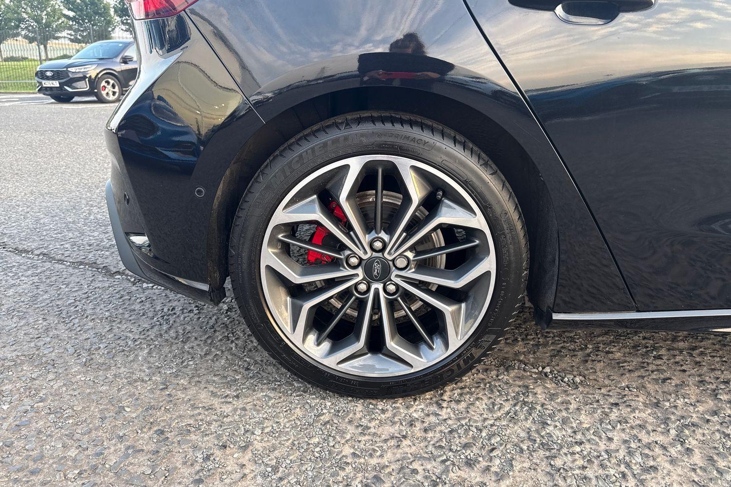 Ford FOCUS Photo 7