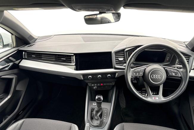 AUDI A1 Photo 10