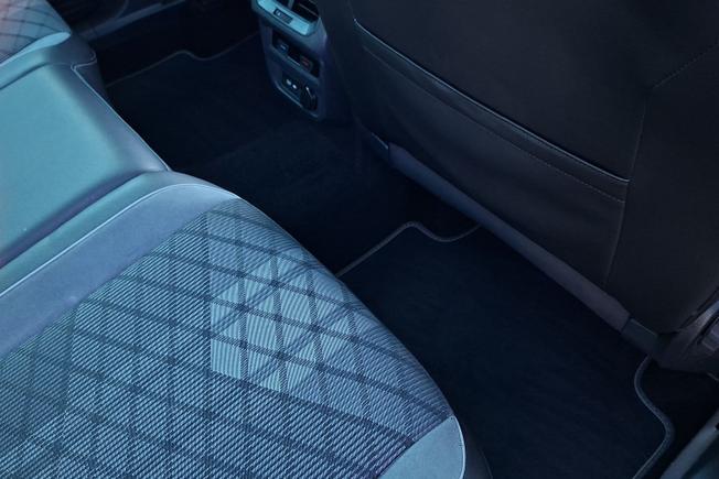 VOLKSWAGEN Tiguan Photo 22