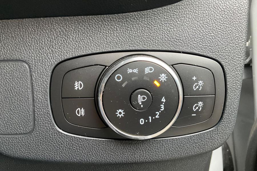 Ford PUMA Photo autoimg-09ce987b92655e5f51f31d42b0c9993804502a61.jpg