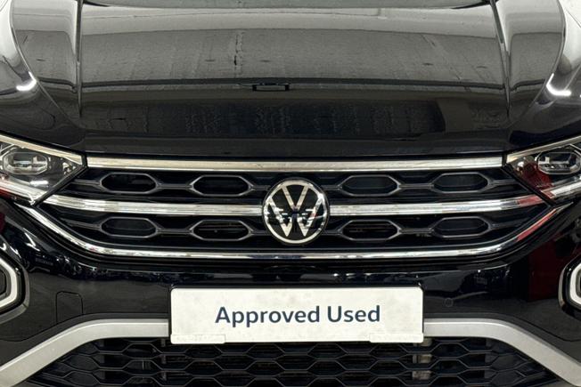 VOLKSWAGEN T-Roc Photo 29