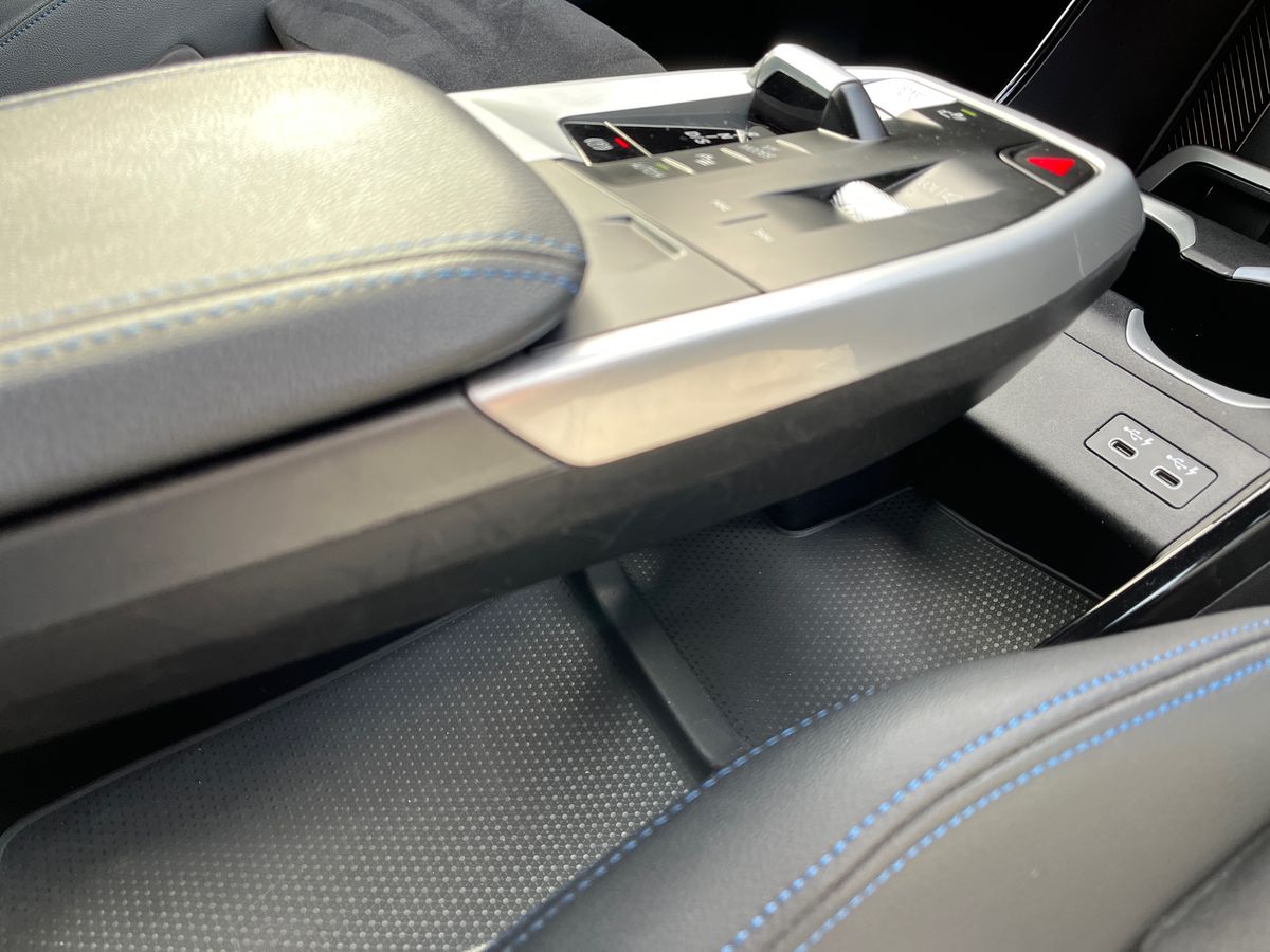 BMW X1 Photo 36