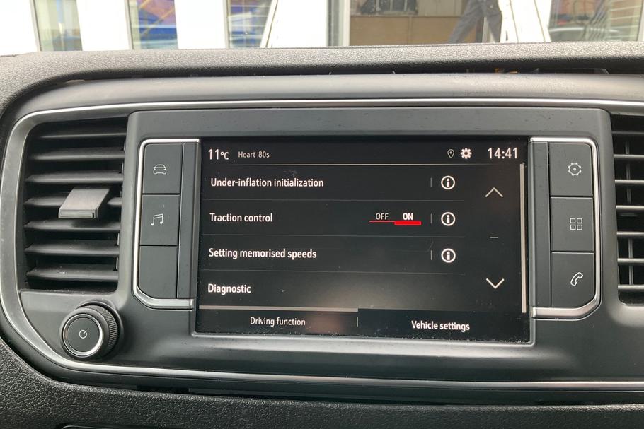 Used Vauxhall VIVARO LIFE ELECTRIC AMZ2258 30