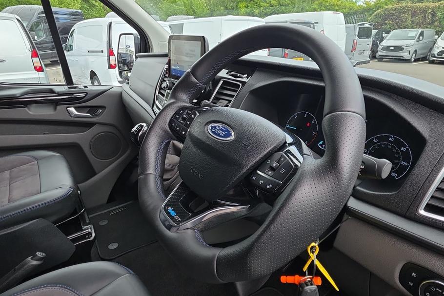 Used Ford Transit Custom WM72CVZ 27