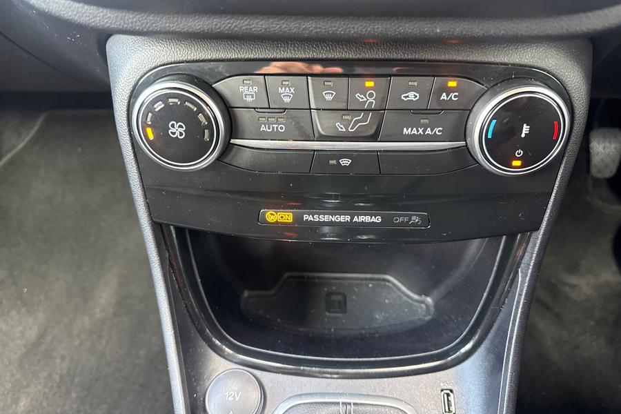 Ford PUMA Photo autoimg-09dc8565534b7063ed3f2b7aea72b3bea0d90359.jpg