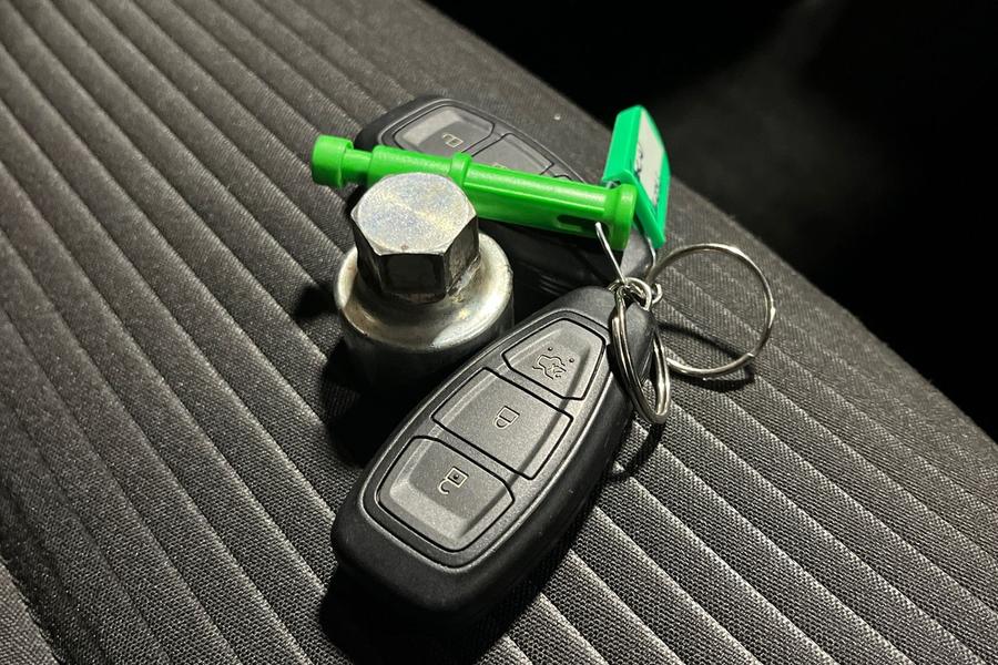 Ford FOCUS Photo autoimg-09dcde62e9f8bdc302bd6d13ccf5436005a1dde1.jpg