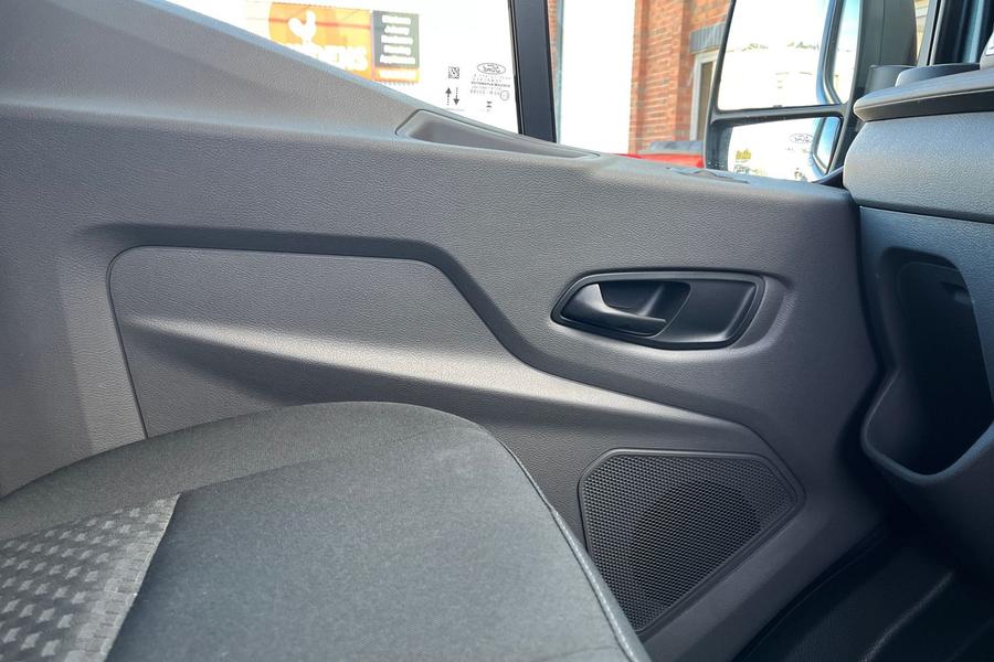 Ford TRANSIT Photo autoimg-09dde600d2ff1c51223eff76f6690410391b6538.jpg