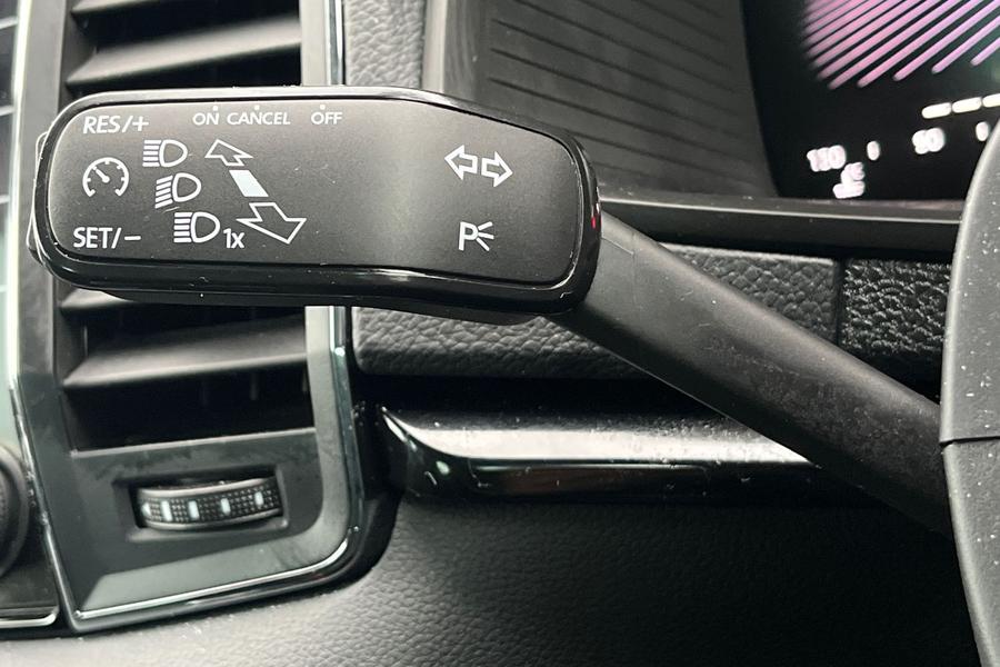 Skoda KAROQ Photo autoimg-09ded92685b1d2413173f125cb93a84c8c68f4b1.jpg