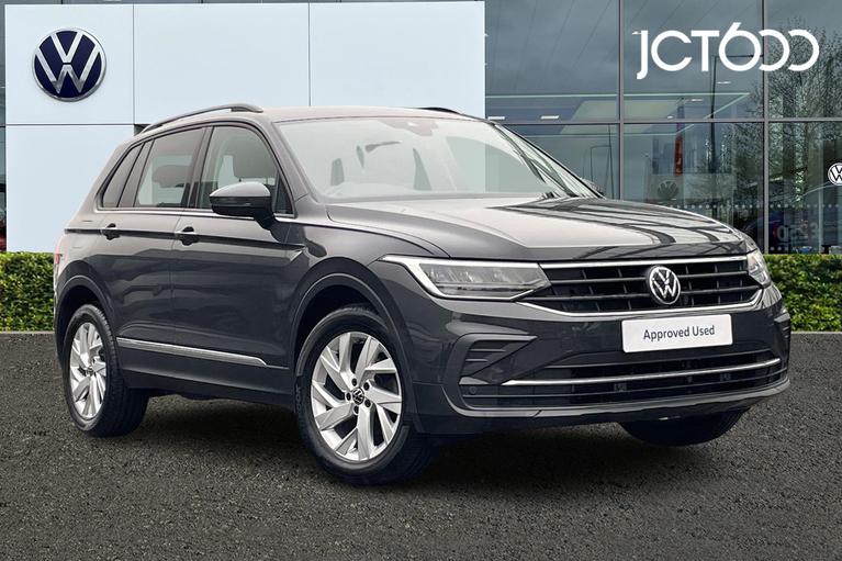 Used 2021 VOLKSWAGEN Tiguan 1.5 TSI Life SUV 5dr Petrol Manual Euro 6 (s/s) (150 ps) Grey at JCT600