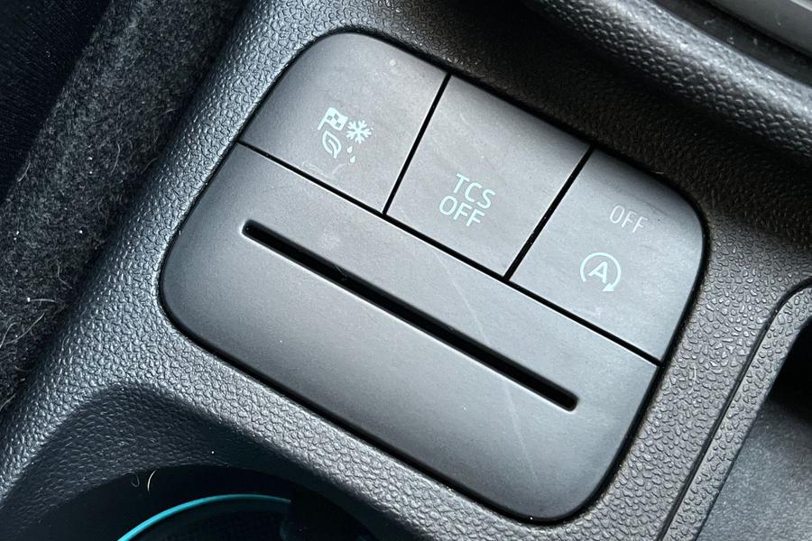 Ford FIESTA Photo autoimg-09e44e2b3bb18e577b54b87f04c766c11e02c82c.jpg