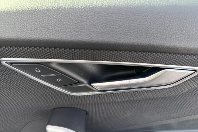 AUDI Q2 Photo 32