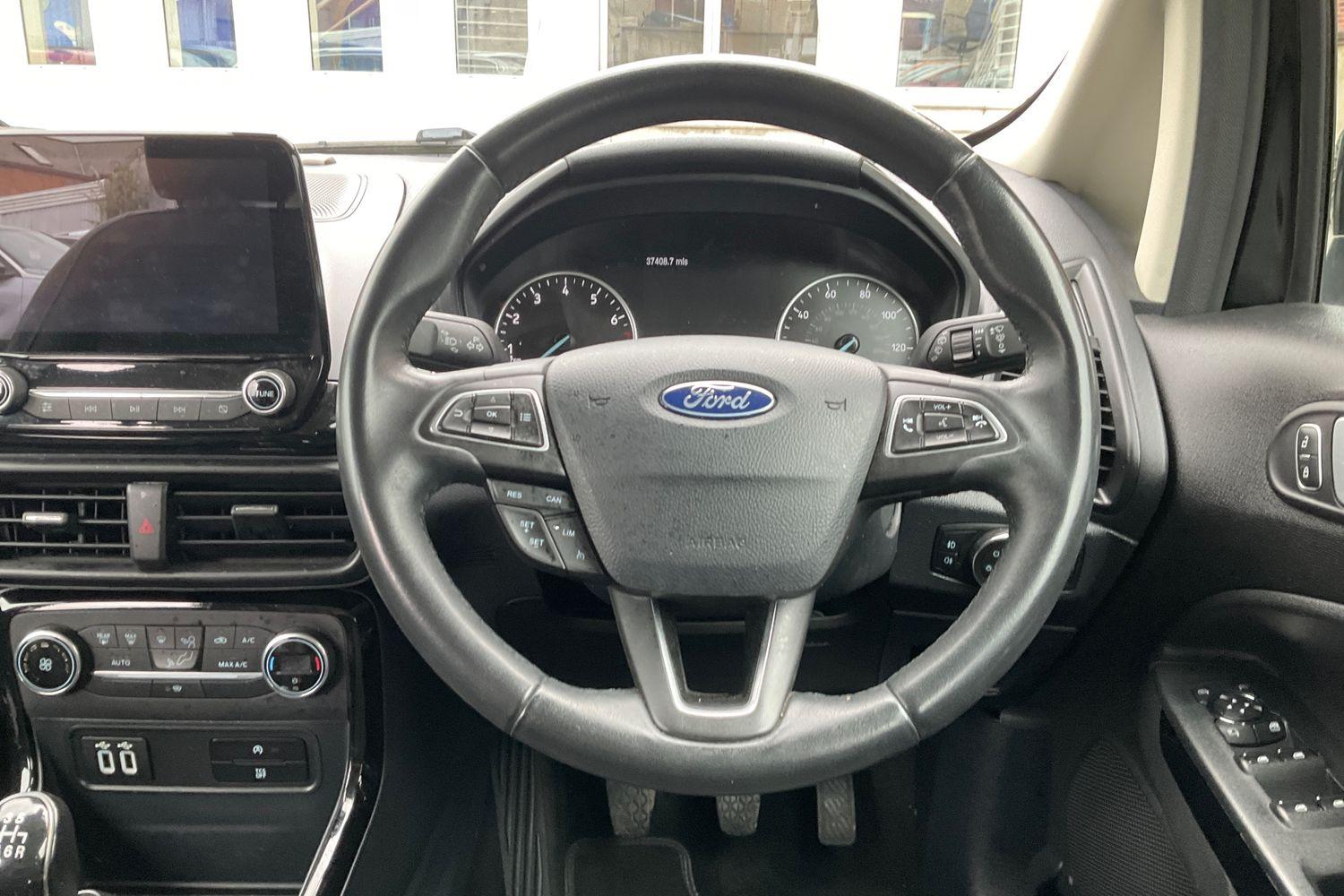Ford ECOSPORT Photo 11