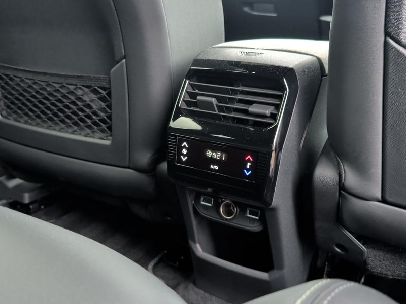 Used Peugeot E-5008 NX74YSB 44