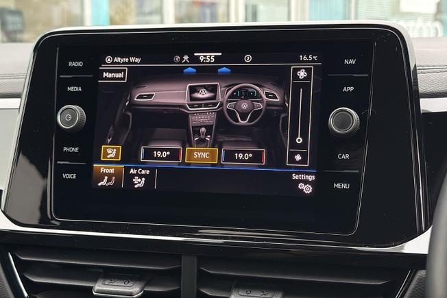 VOLKSWAGEN T-Roc Photo 34