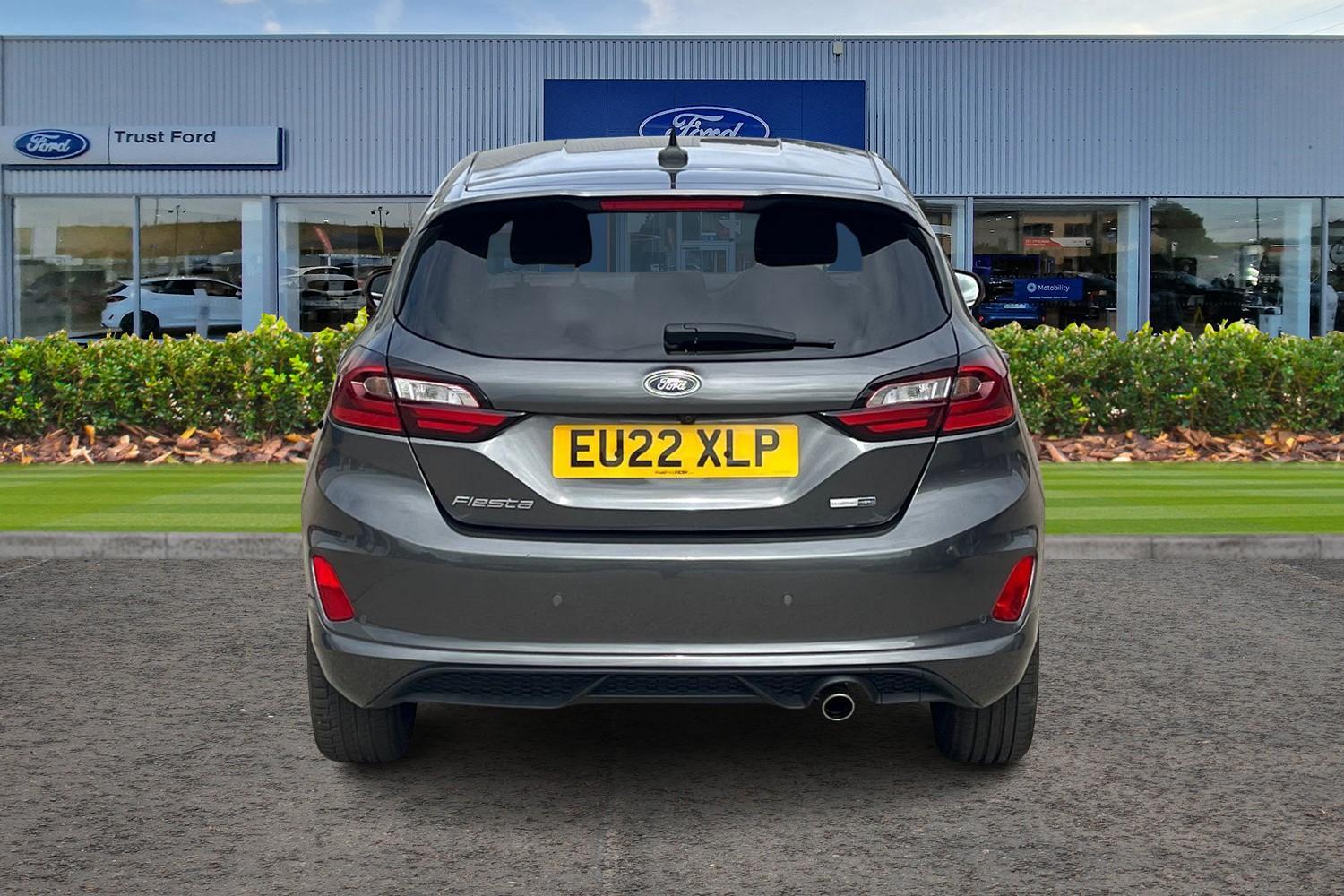 Ford Fiesta Photo 6