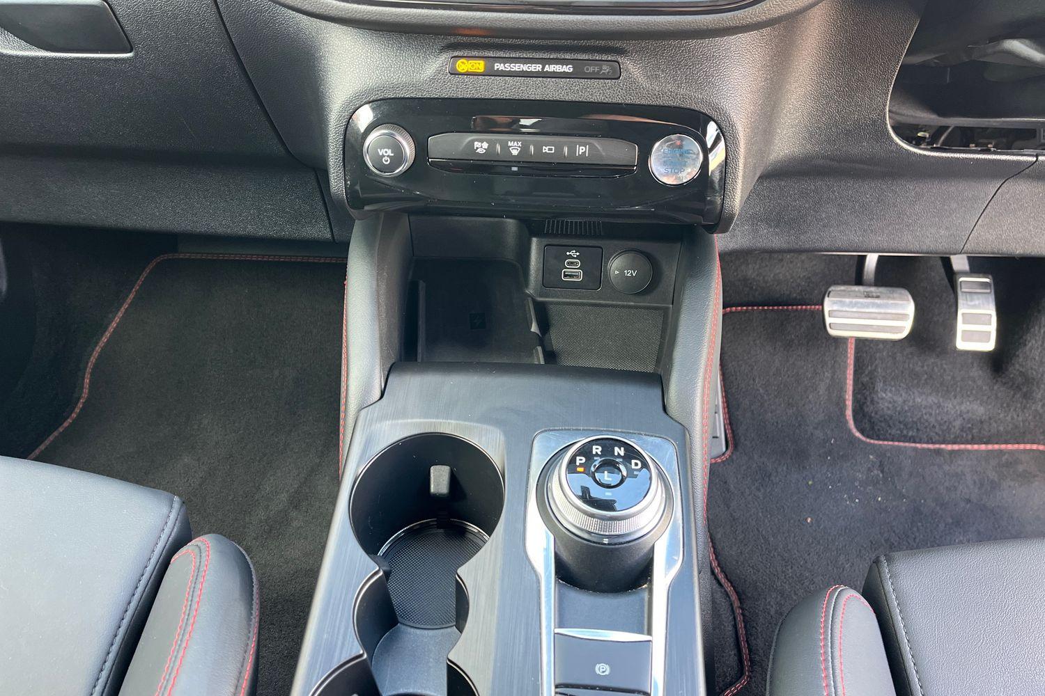 Ford Kuga Photo 32