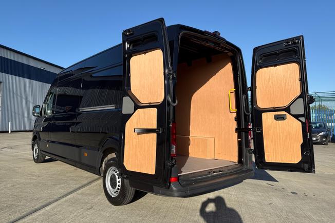VOLKSWAGEN Crafter Photo 31