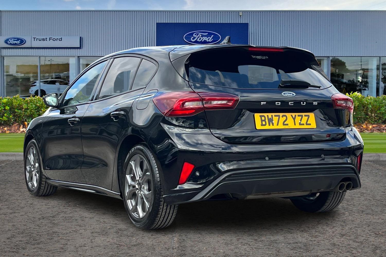 Ford FOCUS Photo 1