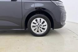 VOLKSWAGEN Multivan Photo 5