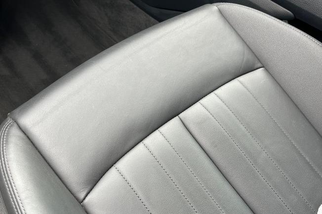 AUDI e-tron Photo 36