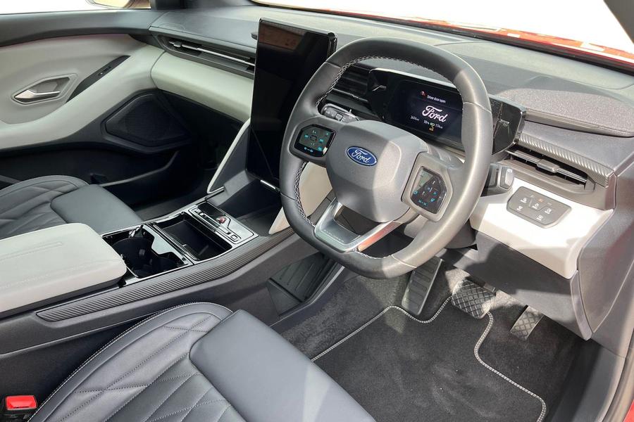 Ford Explorer Photo autoimg-09fa7948f40a0a93a56579c38ac0be088c390329.jpg