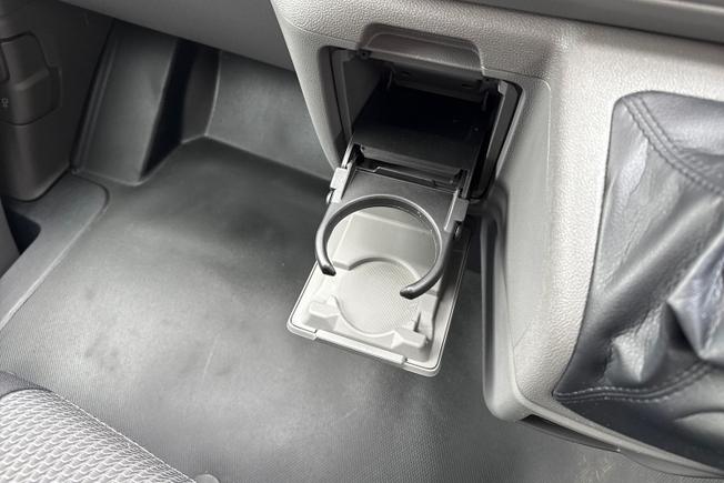 VOLKSWAGEN Transporter Photo 42