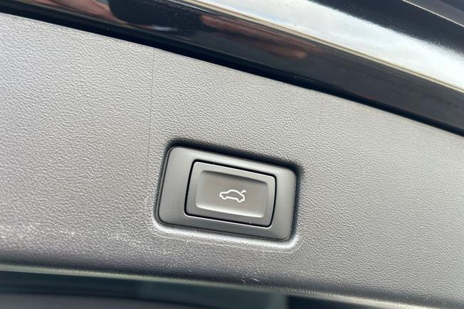 AUDI Q4 E-Tron Photo 35