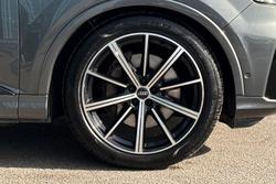 Audi Q7 Photo 5