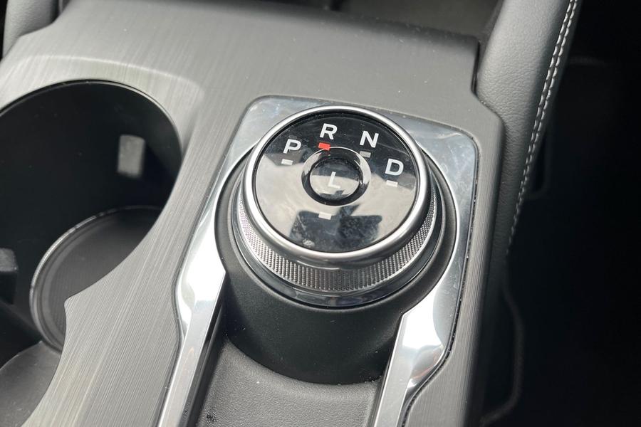 Ford Kuga Photo autoimg-09fe30790bd919e29a63d38ef7e593cea616aaa1.jpg